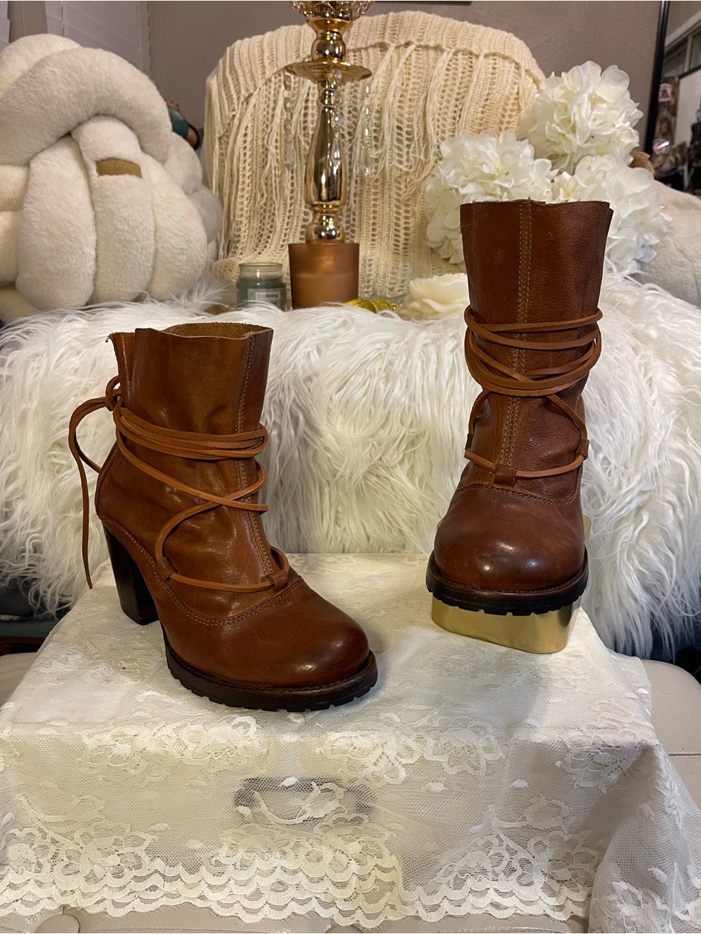 Freebird by Steven HIGHLY RARE “Jumpn” in Distressed Vintage Cognac Leather